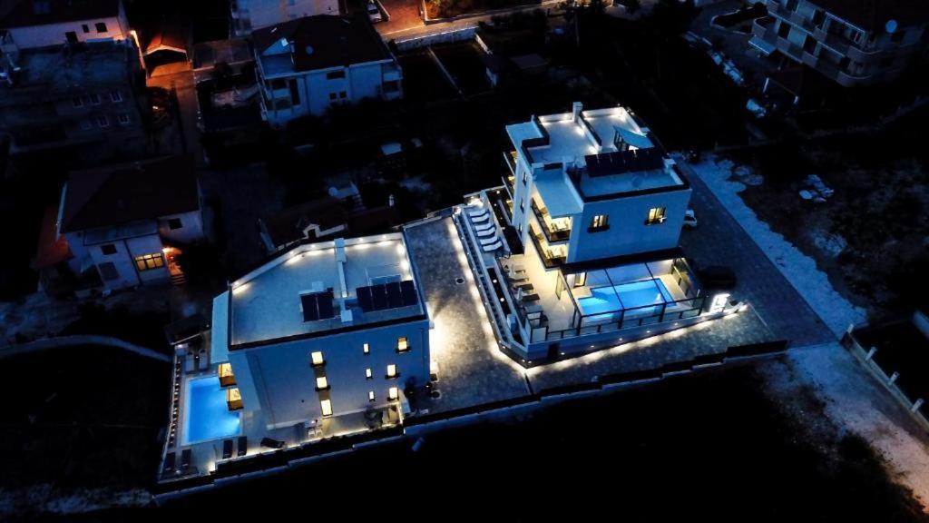Villa 23 B Heated Pool トロギール エクステリア 写真